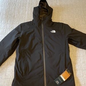 North face Mens Mountain Light Tri-climateFuture Light..NWT…black
